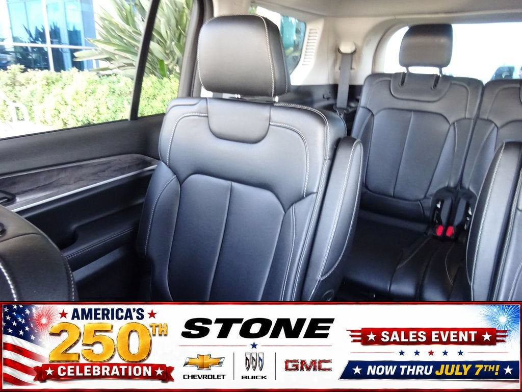 2023 Jeep Grand Cherokee L Limited 4x4