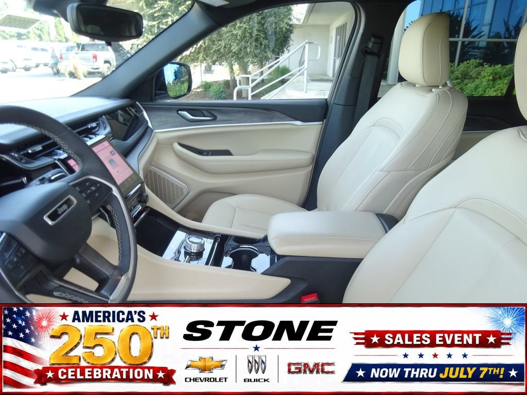 2023 Jeep Grand Cherokee 4xe Base