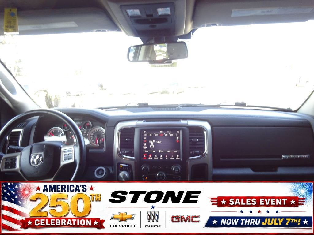 2019 RAM 1500 Classic Laramie Crew Cab 4x2 5'7" Box