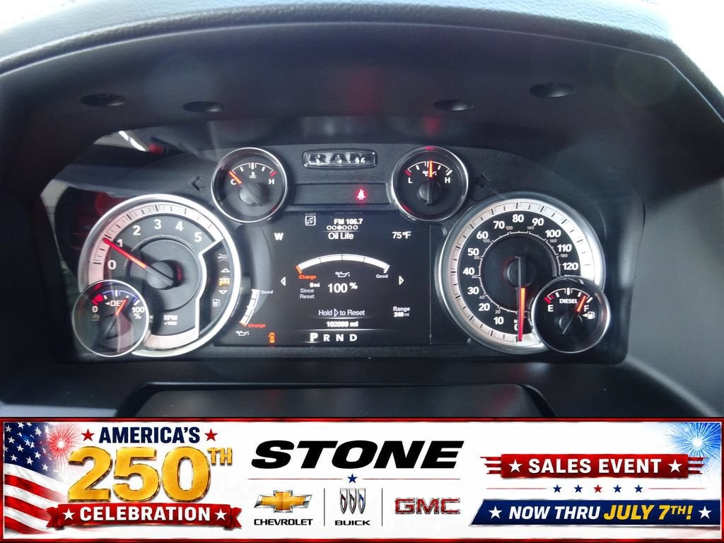 2019 RAM 1500 Classic Laramie Crew Cab 4x2 5'7" Box