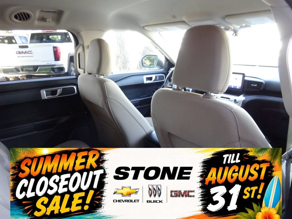 2021 Ford Explorer Base