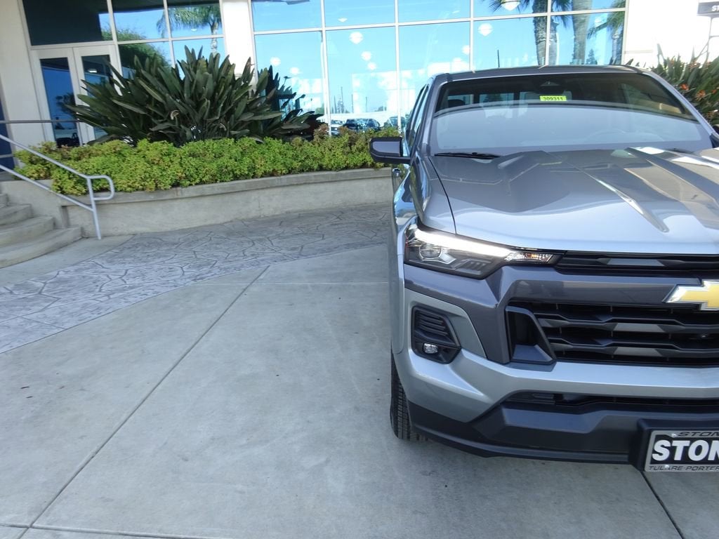 2025 Chevrolet Colorado WT/LT