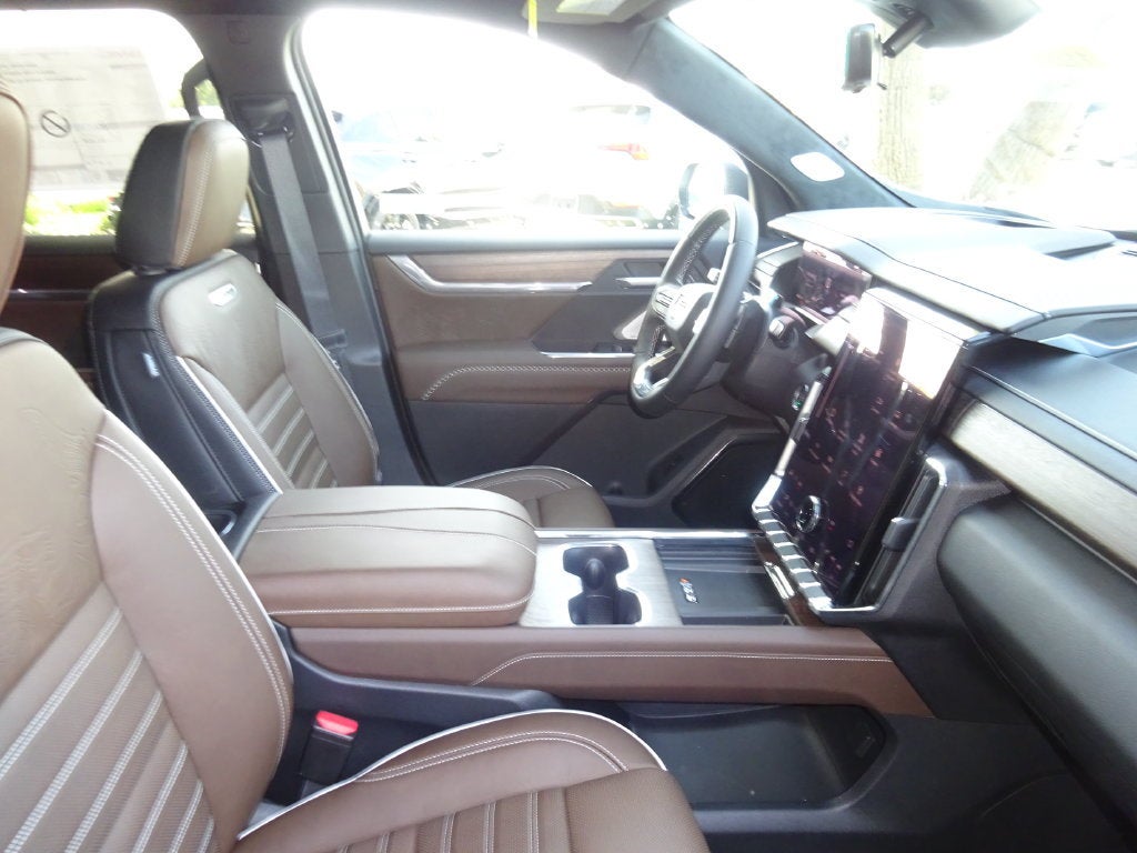 2027 GMC Acadia Denali Ultimate