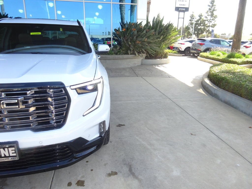 2027 GMC Acadia Denali Ultimate