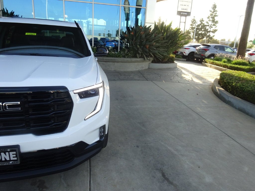2027 GMC Acadia Elevation