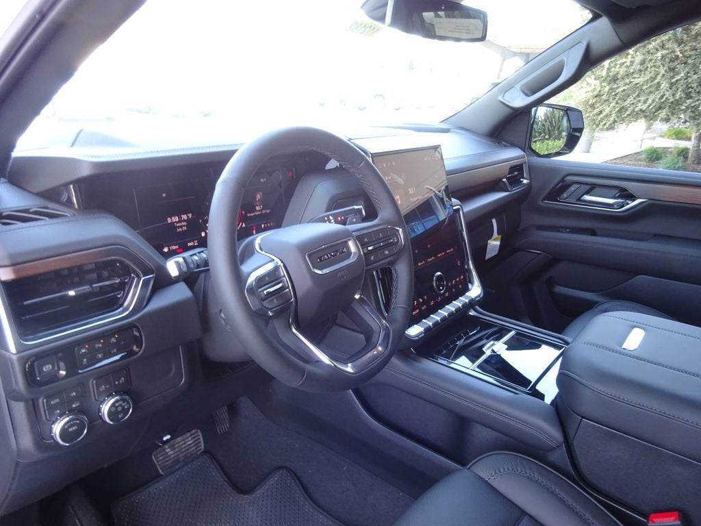 2026 GMC Yukon XL Denali - Photo 11