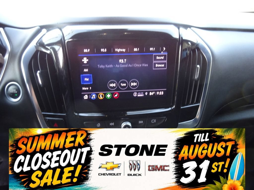 2022 Chevrolet Traverse LT Cloth