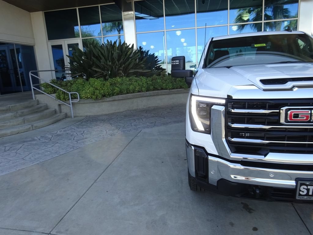 2026 GMC Sierra 2500 HD SLE