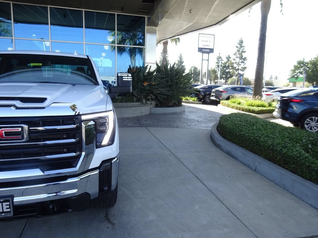 2026 GMC Sierra 2500 HD SLT
