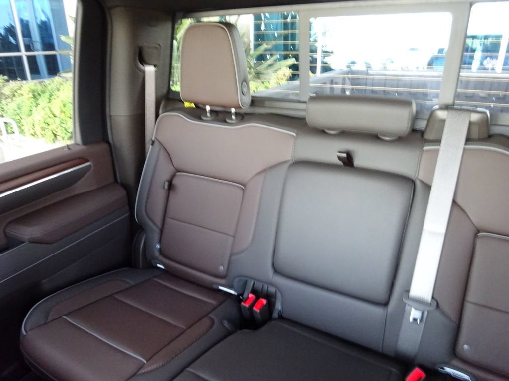 2026 GMC Sierra 3500 HD Denali DRW