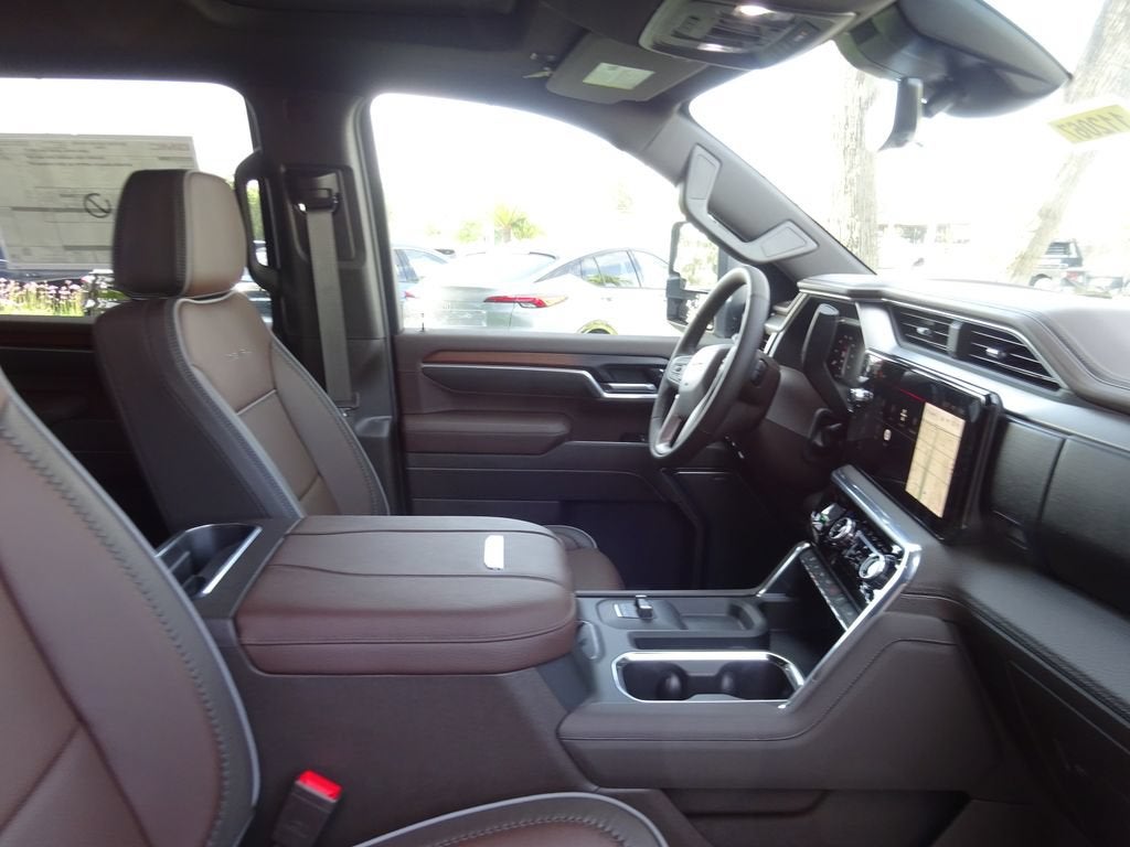 2026 GMC Sierra 3500 HD Denali DRW