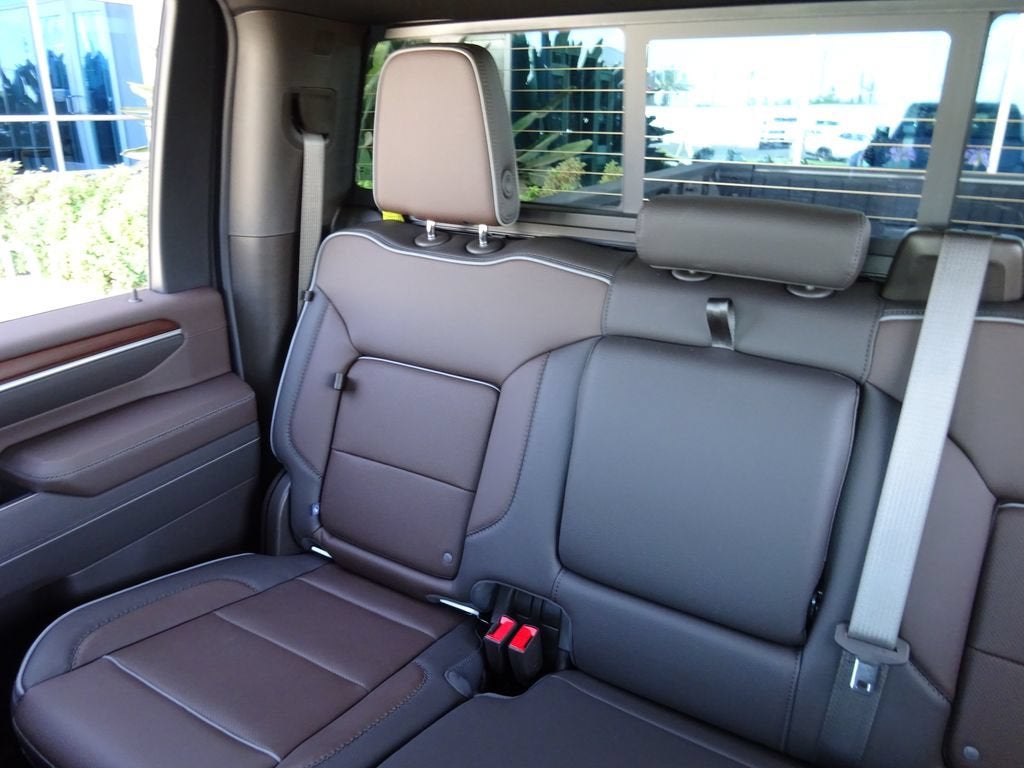 2026 GMC Sierra 3500 HD Denali DRW