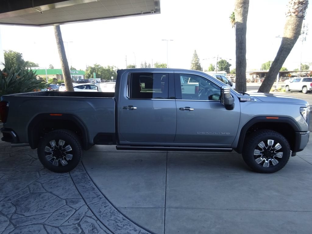 2026 GMC Sierra 3500HD Denali - Photo 10