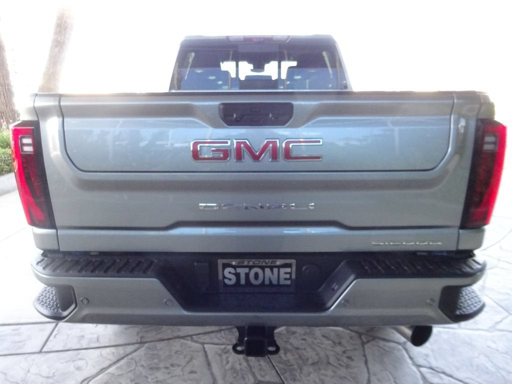 2026 GMC Sierra 3500HD Denali - Photo 6