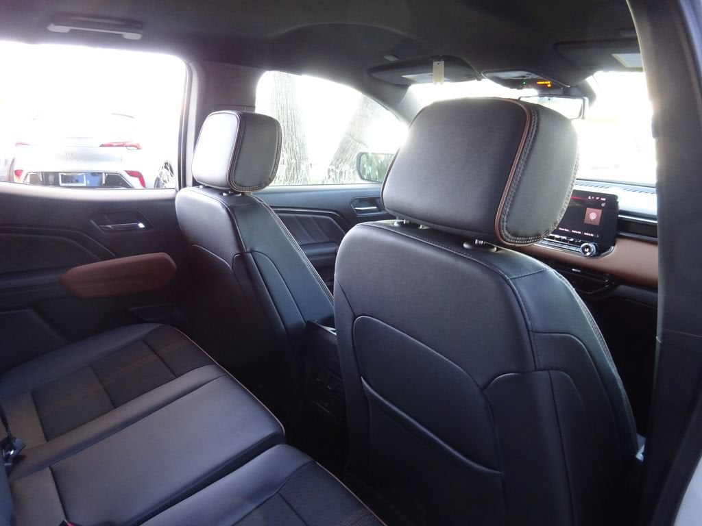 2026 GMC Canyon AT4 - Photo 21