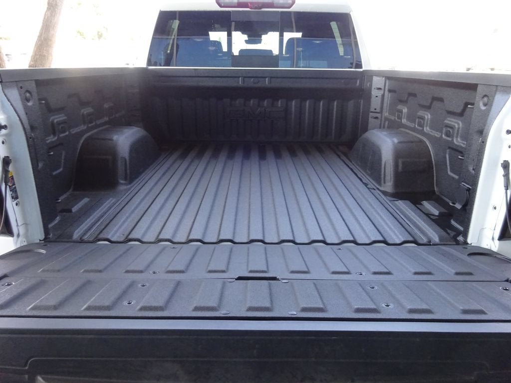 2026 GMC Sierra 1500 AT4 - Photo 8