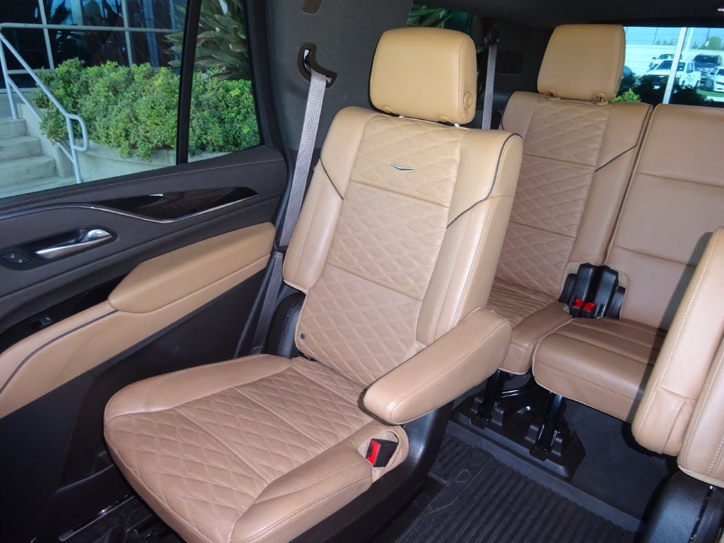 2023 Cadillac Escalade 4WD Sport