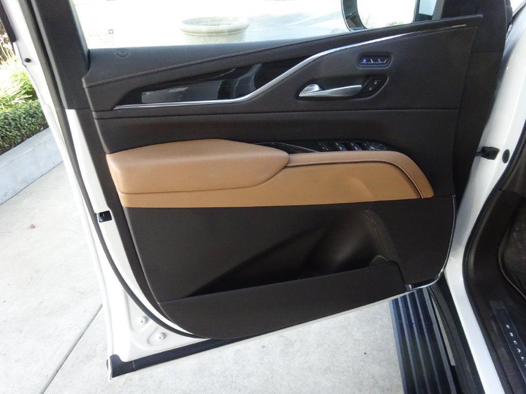 2023 Cadillac Escalade 4WD Sport