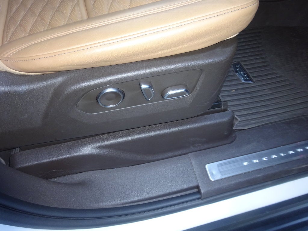 2023 Cadillac Escalade 4WD Sport