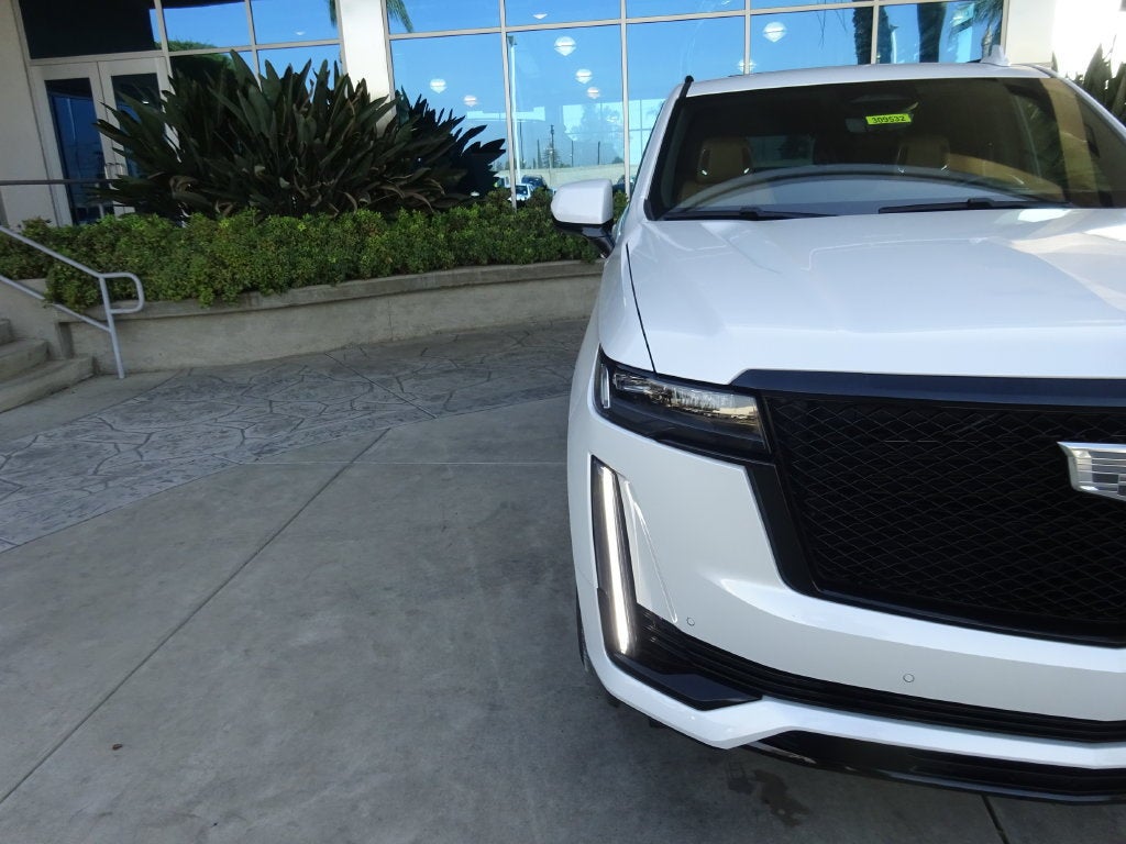 2023 Cadillac Escalade 4WD Sport