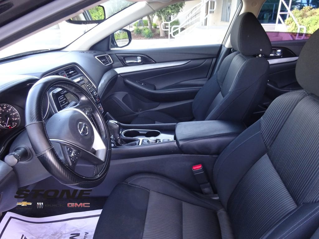 2017 Nissan Maxima S