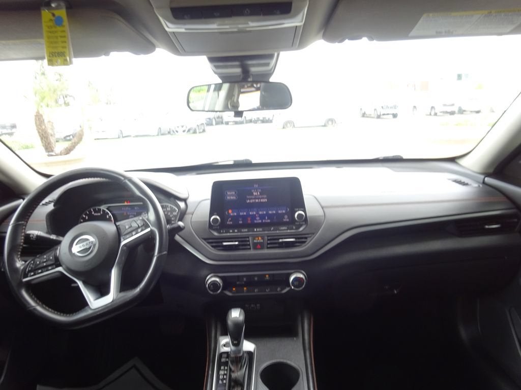 2021 Nissan Altima SR FWD