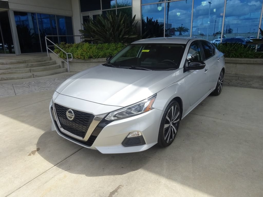 2021 Nissan Altima SR FWD