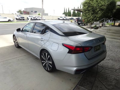 2021 Nissan Altima SR FWD