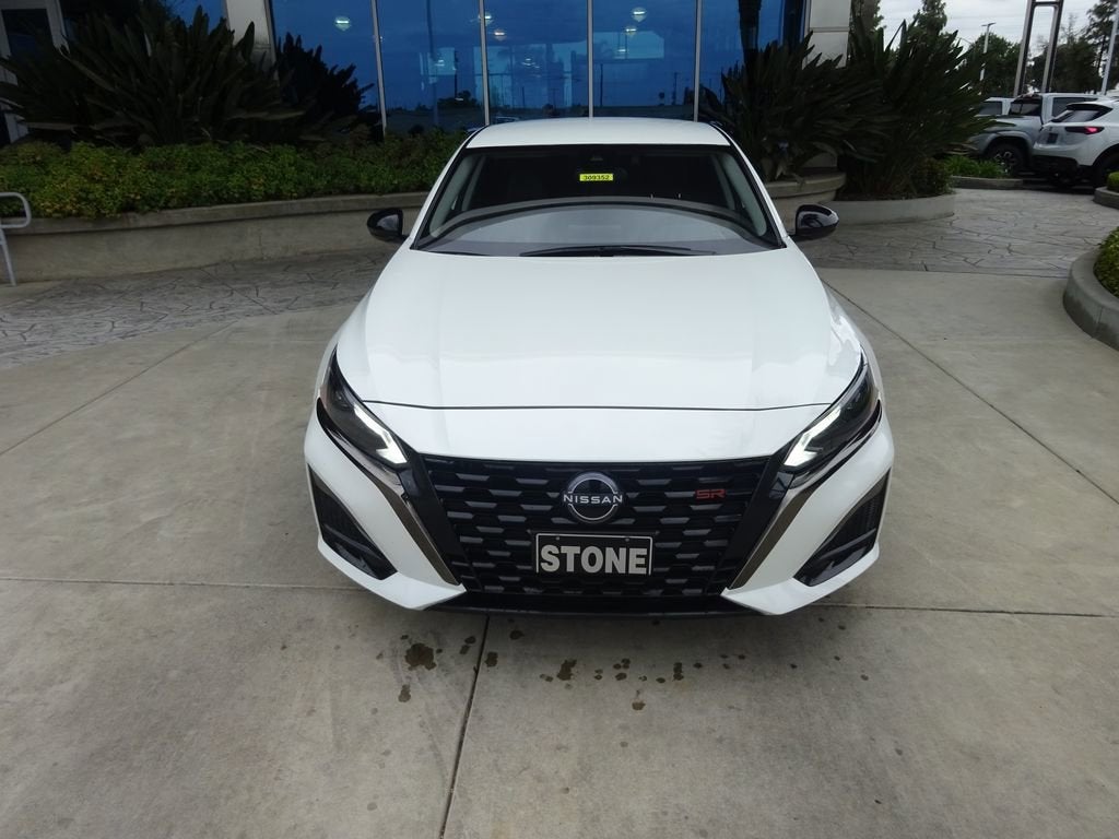 2023 Nissan Altima SR FWD