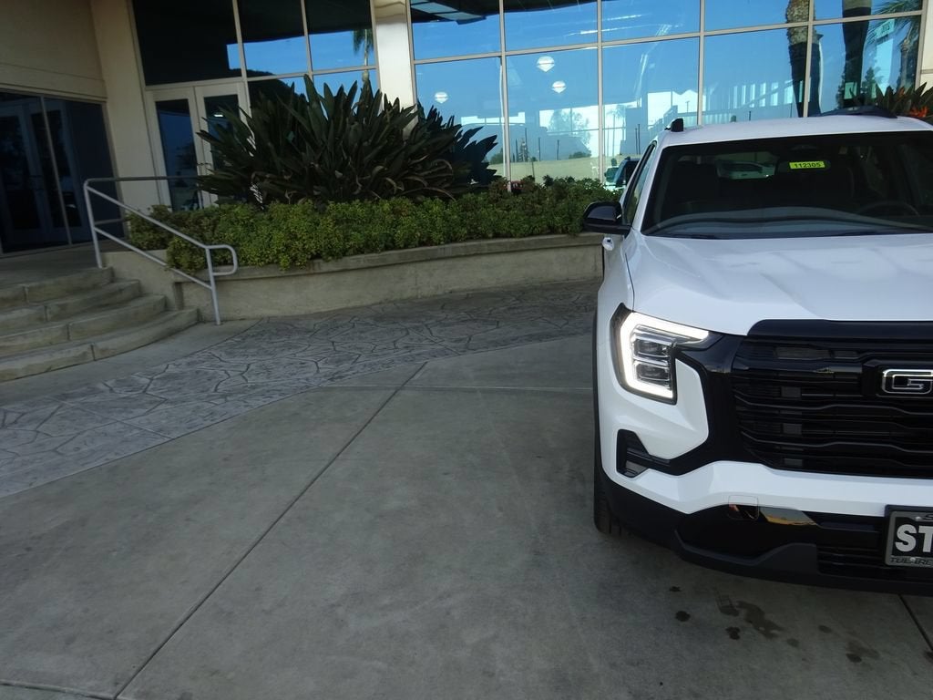 2027 GMC Terrain Elevation