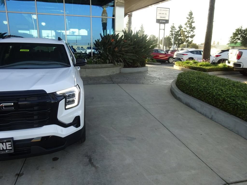 2027 GMC Terrain Elevation