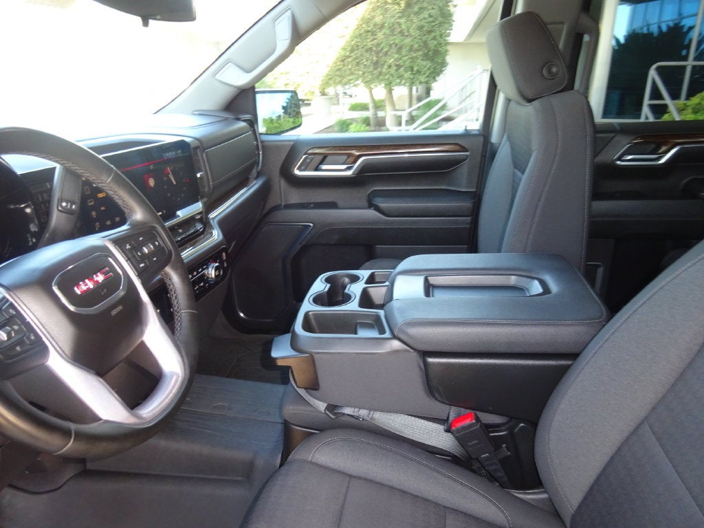 2024 GMC Sierra 1500 Elevation - Photo 16