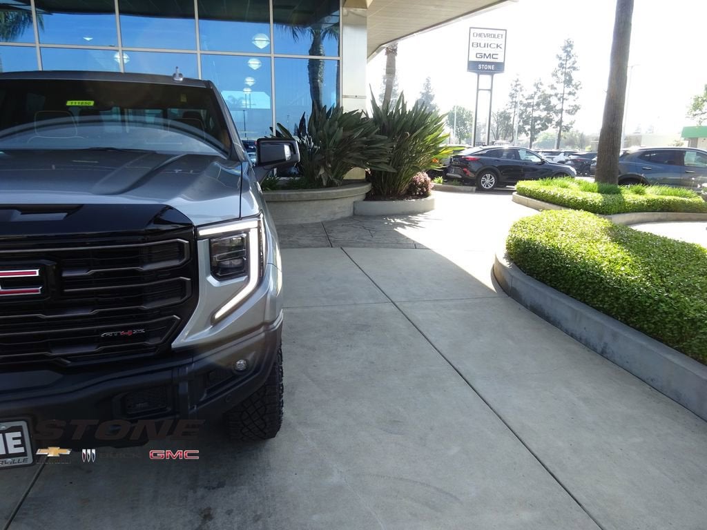 2026 GMC Sierra 1500 AT4X
