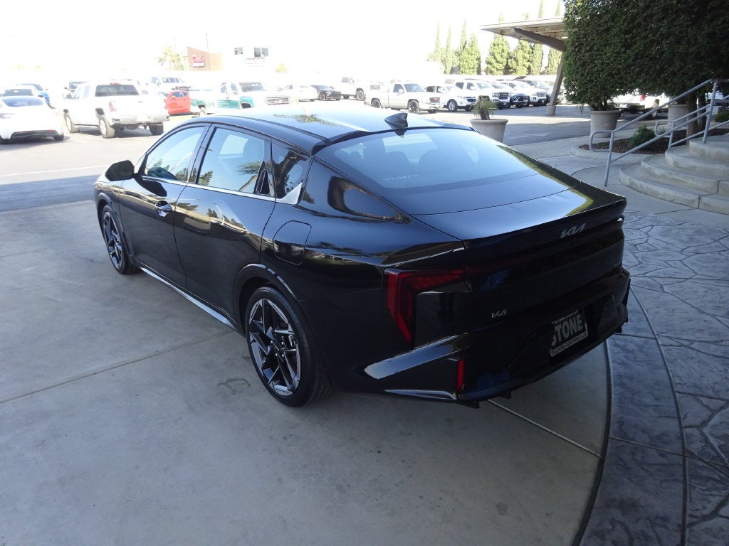 2025 Kia K4 GT-Line