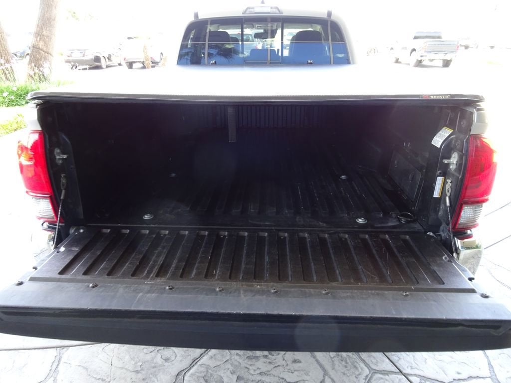 2021 Toyota Tacoma 2WD SR5