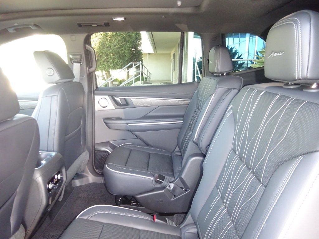 2027 Buick Enclave Avenir