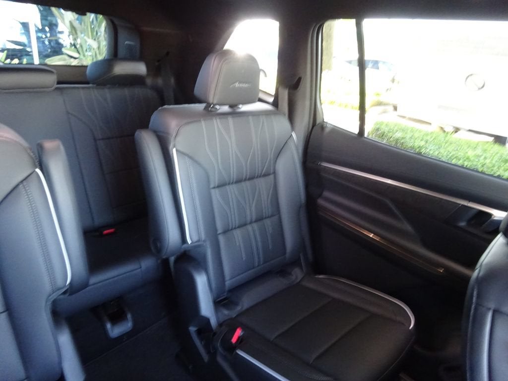 2026 Buick Enclave Avenir - Photo 15