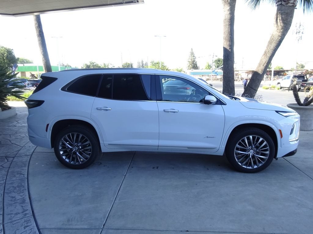 2026 Buick Enclave Avenir - Photo 7