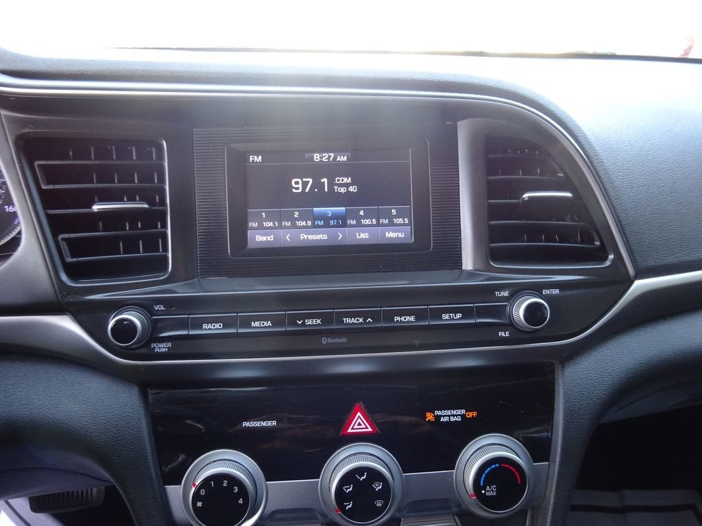 2019 Hyundai Elantra SE