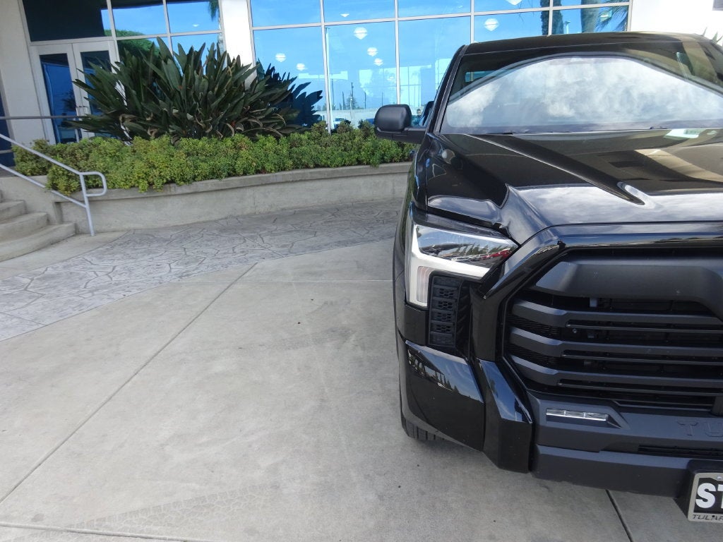 2025 Toyota Tundra SR5