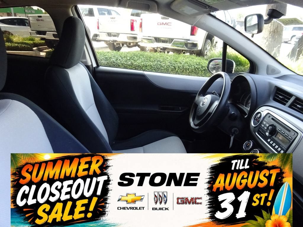 2013 Toyota Yaris L