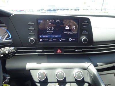 2025 Hyundai Elantra SE