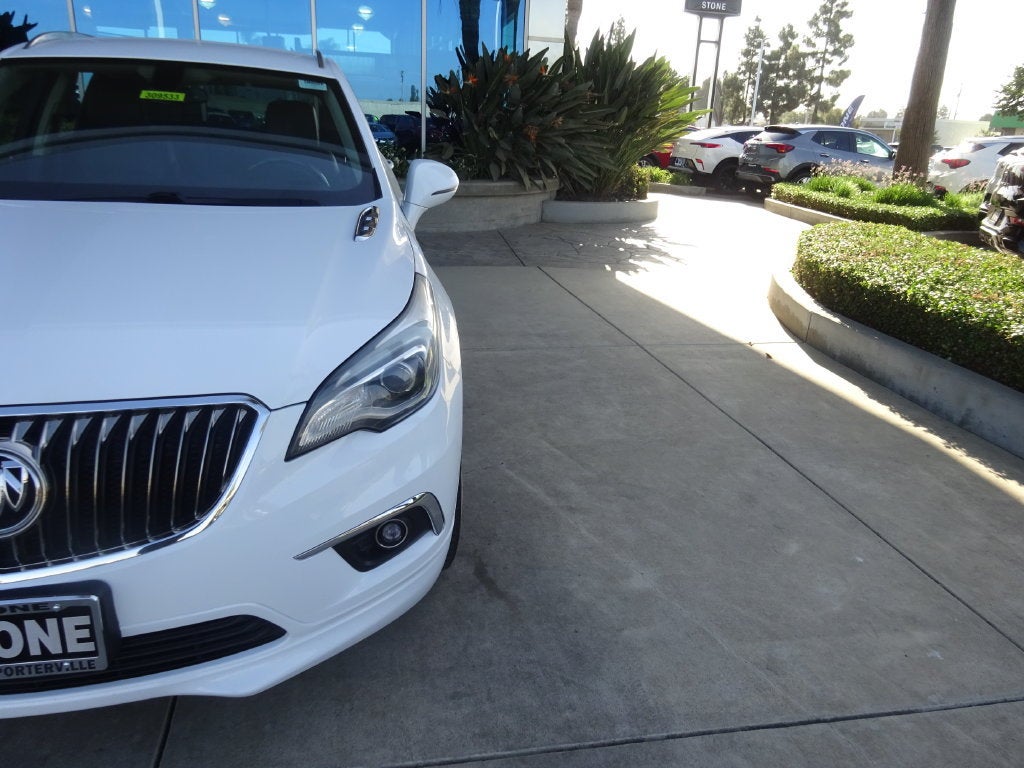 2017 Buick Envision Essence - Photo 32