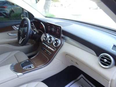 2022 Mercedes-Benz GLC 300 SUV