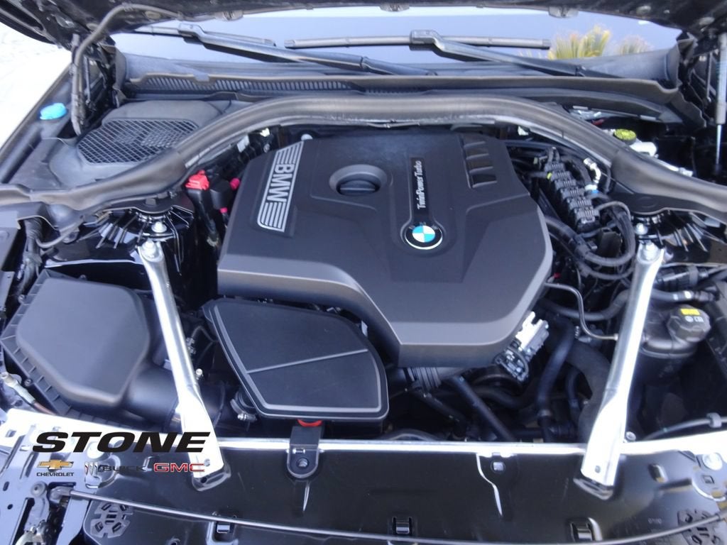 2019 BMW 5 Series 530i