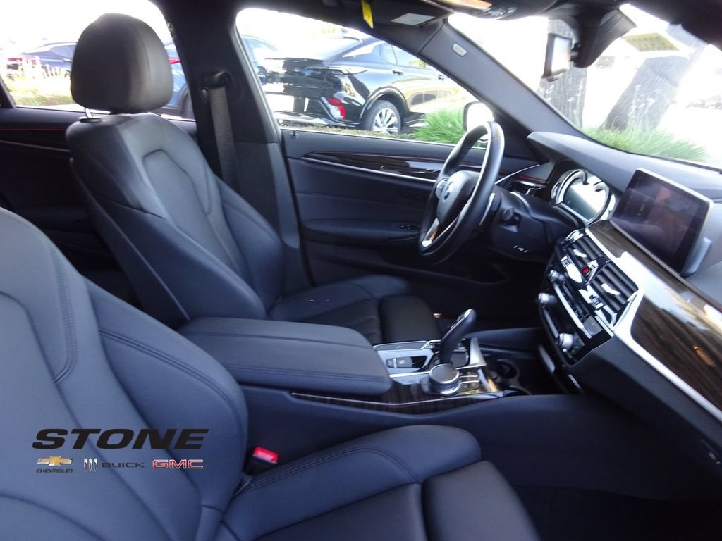 2019 BMW 5 Series 530i