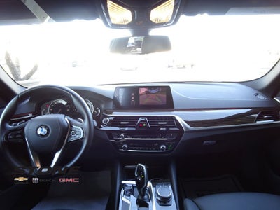 2019 BMW 5 Series 530i