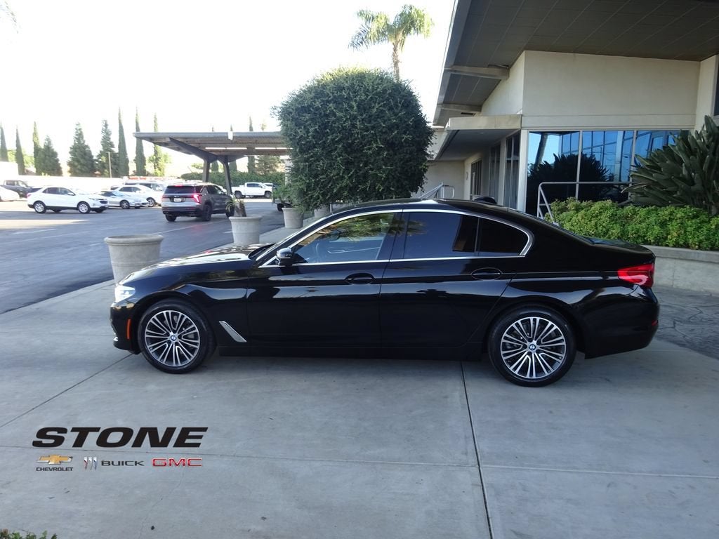 2019 BMW 5 Series 530i